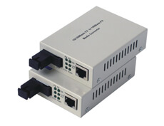 10/100M fiber optic media converter